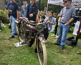 2023 Audrain Motor Week 0 Spectators viewing the 1911 Indian Single