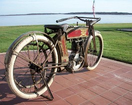 1911 Excelsior Single 100_4448