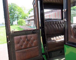 1913 Brock Model 31 Brougham Electric 019