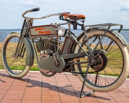 1913 Harley Davidson Twin 2020-08-14 0824-HDR