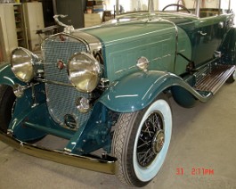 1930 Cadillac V-16 Model 4380 Convertible Sedan 2009-04-07 DSC05367