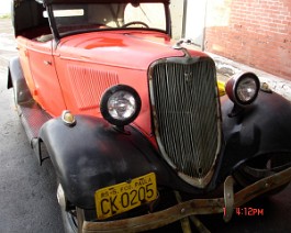 1933 Ford Model 40 V-8 Phaeton DSC02876