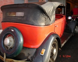 1933 Ford Model 40 V-8 Phaeton DSC02878