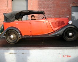 1933 Ford Model 40 V-8 Phaeton DSC02879