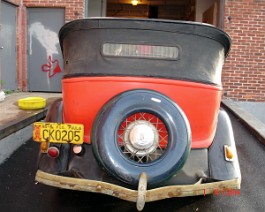 1933 Ford Model 40 V-8 Phaeton DSC02881