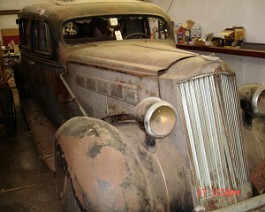 1937 Packard Henney Hearse DSC03503