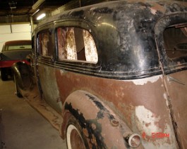 1937 Packard Henney Hearse DSC04781